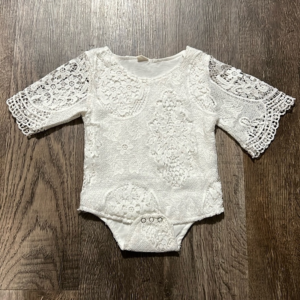 Lace Longsleeve Onesies- Size 12M